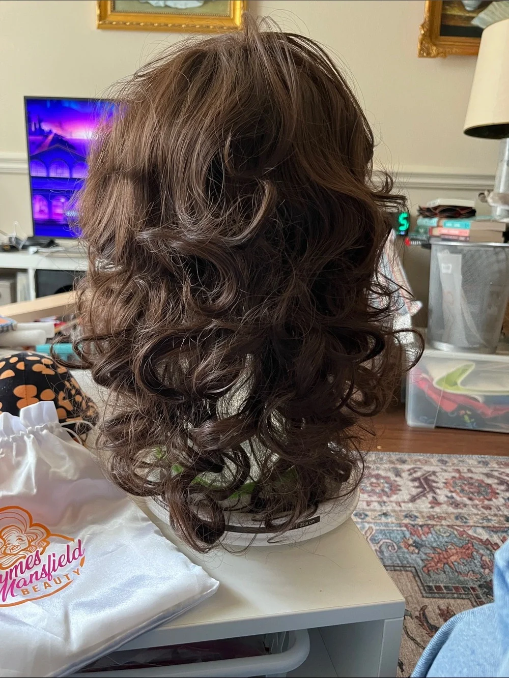 Jaymes Mansfield Beauty Brunette layered synthetic wig with bangs